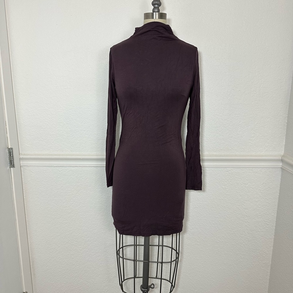 Nanamacs Eggplant Mock-neck Long Sleeve Bodycon Size Small